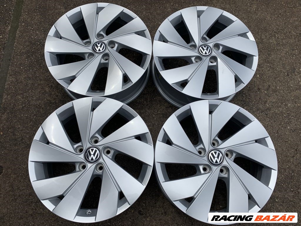 4db gyári 17" VW Golf VIII [Belmont] alufelni. (2577) 1. kép